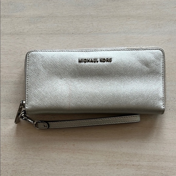Michael Kors Metallic Silver Wristlet - Picture 1 of 5